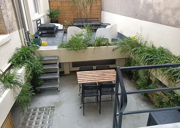 St Aubin Dans Un Ecrin De Verdure *