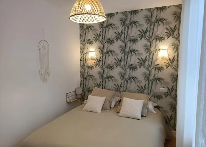 St Aubin Dans Un Ecrin De Verdure *